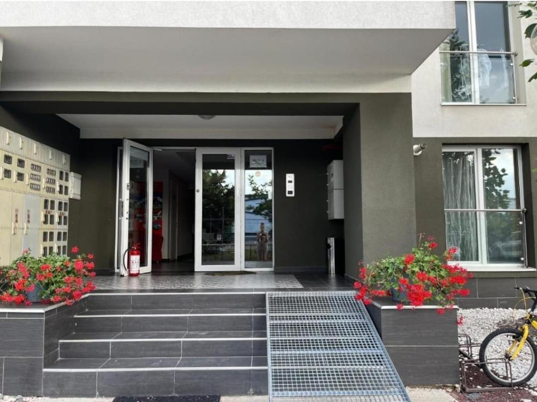 Tranzzit Airport Apartment II أوتوبين المظهر الخارجي الصورة